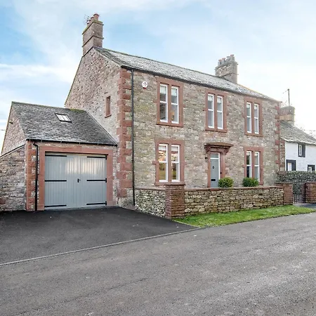 The Laburnums Holiday home